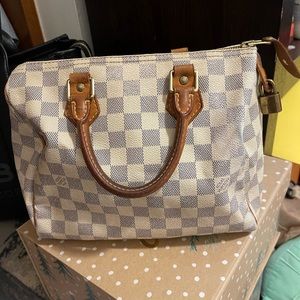 LV Speedy 25